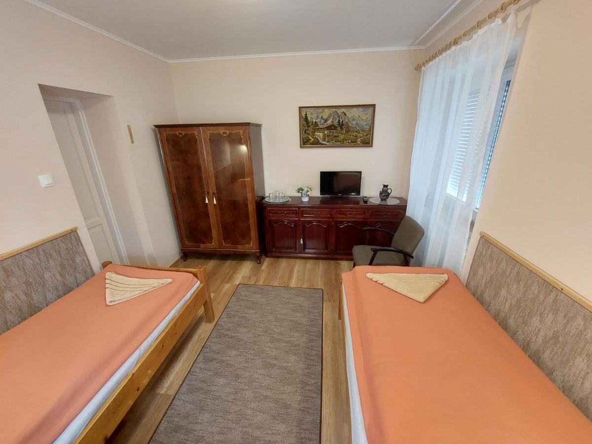 E-Tekergők Háza Hotel Bukkzserc Quarto foto